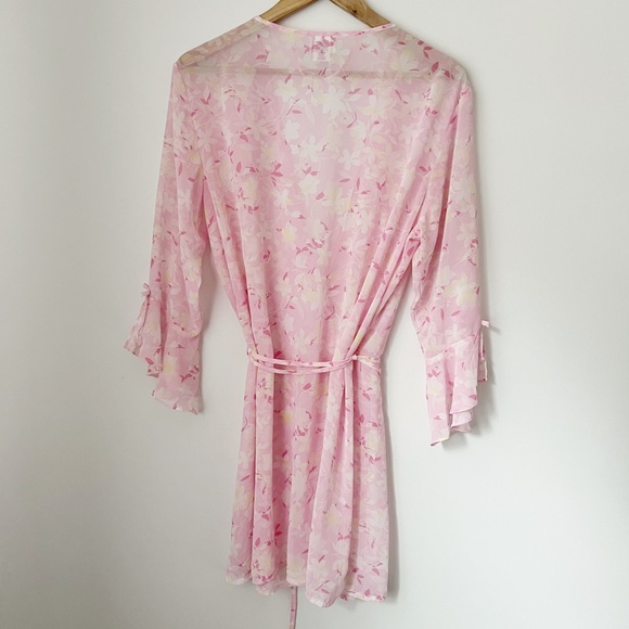 ✨90’s VINTAGE✨ ‘Linda Lingerie’ Dressing Robe - Picture 4 of 4